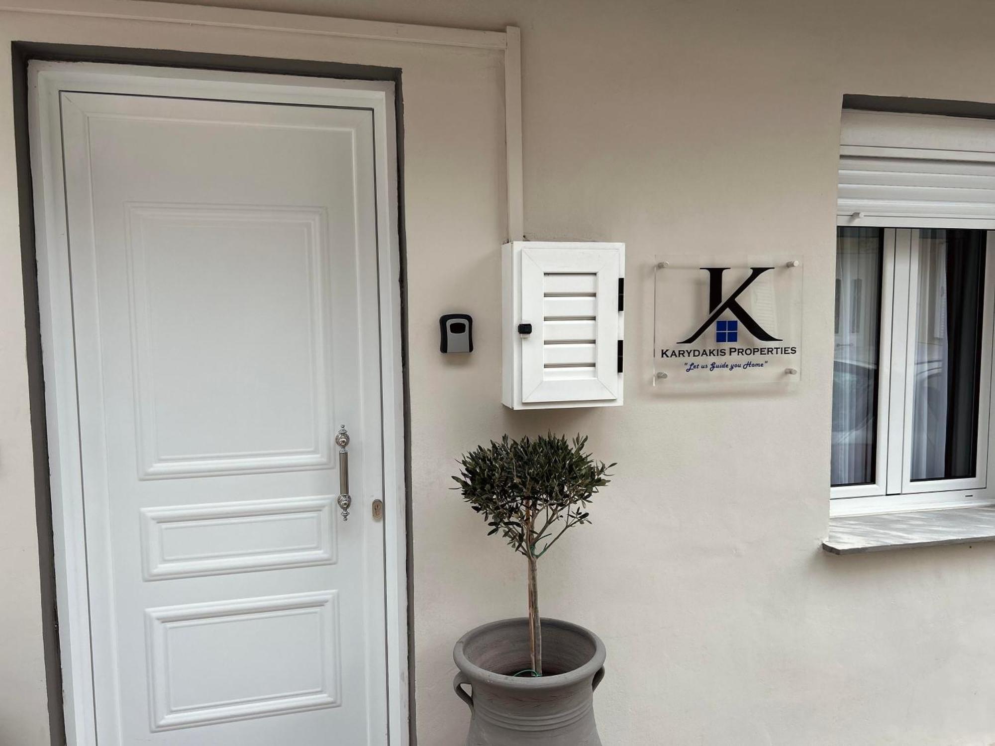 Karydakis Properties ไซคิย์นธอสทาวน์ ภายนอก รูปภาพ